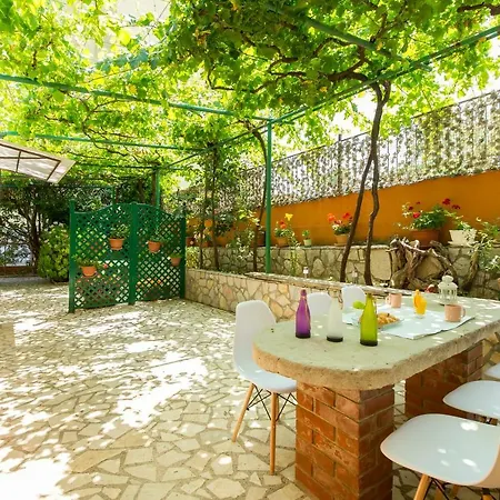 Apartment House Karla Labin (Istria)